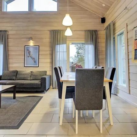 Villa Huurre - 200 M From The Waters Of Pyhaejaervi Pyhätunturi